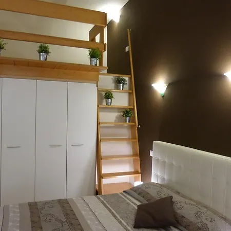 Residenza Galvani 아파트 *